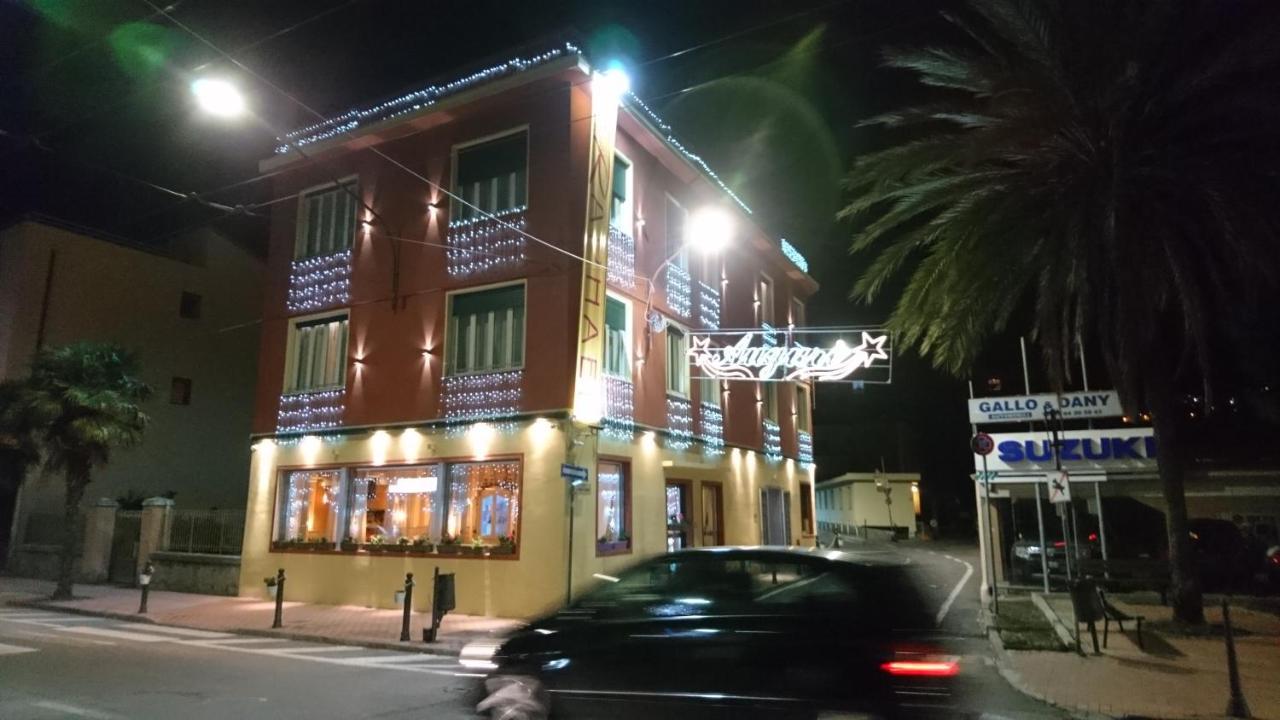 Hotel Raphael Bordighera Eksteriør bilde